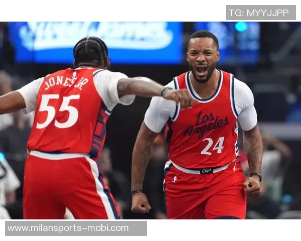 鲍威尔狂砍34分创生涯新高9记三分全明星之路愈加稳固